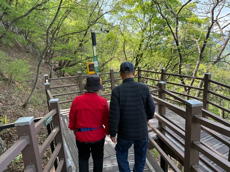 어르신 나들이007(용량다운).jpg